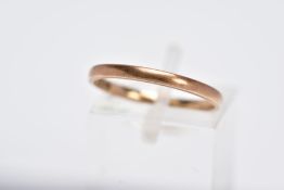 A MID TWENTIETH CENTURY 9CT GOLD WEDDING RING, measuring approximately 1.9mm in width, ring size M½,