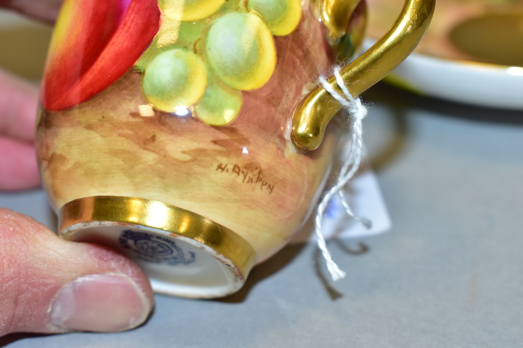 A ROYAL WORCESTER PORCELAIN CABINET FRUIT STUDY COFFEE CUP AND SEPARATE SAUCER, both decorated - Image 6 of 7