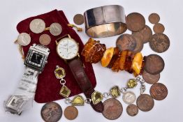 A BOX OF ASSORTED ITEMS, to include a white metal square hinged bangle, stamped '925', a gents