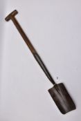 A VINTAGE SPEAR AND JACKSON GRAFTING SPADE, impressed initials to blade, dimensions 22cm x 13cm, oak