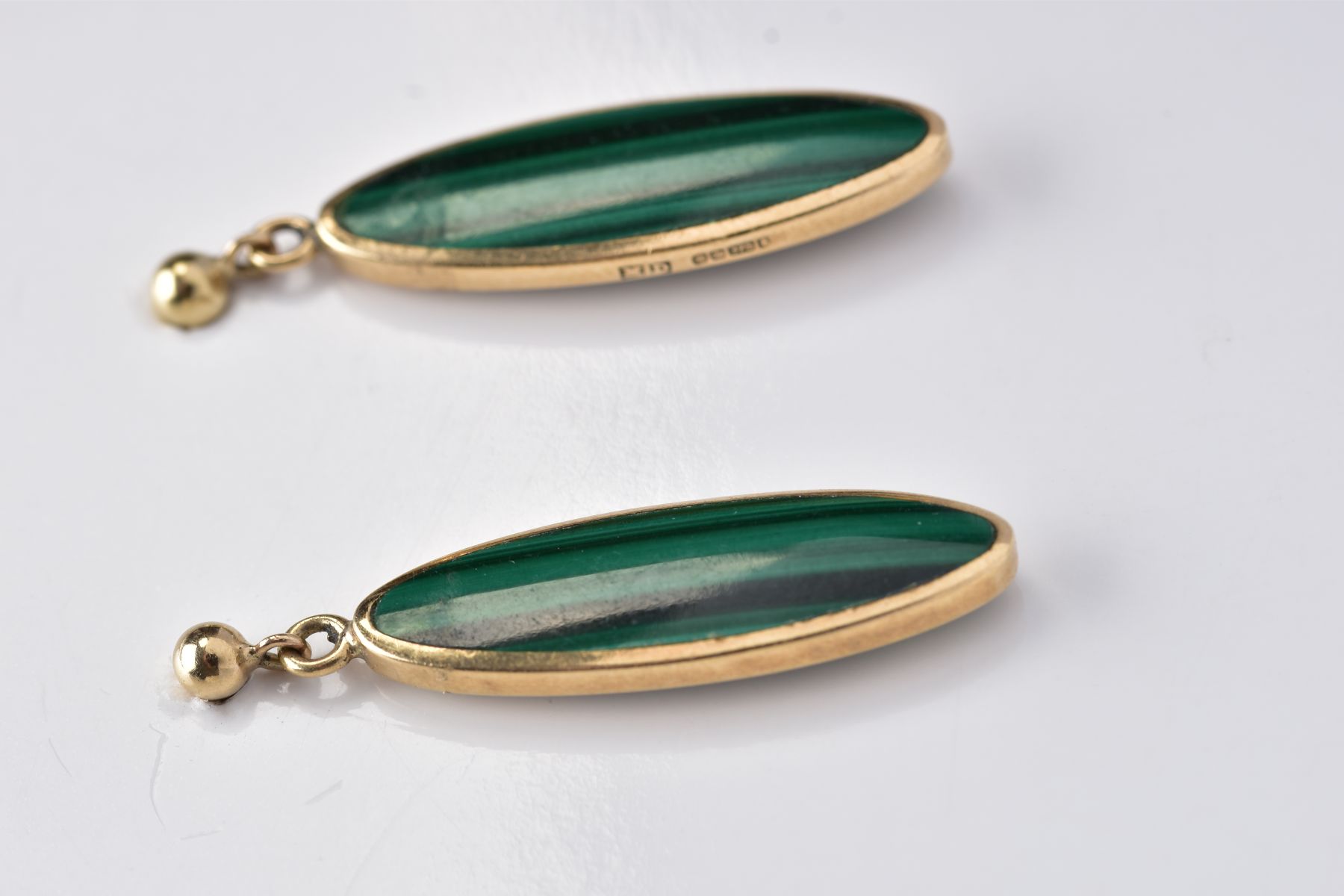 A PAIR OF 9CT GOLD, MALACHITE DROP EARRINGS, each designed with an oval shaped malachite drop within - Image 2 of 3