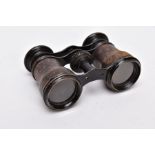 A PAIR OF EARLY 20TH CENTURY OPERA GLASSES, leather cased objective barrels, central focus wheel
