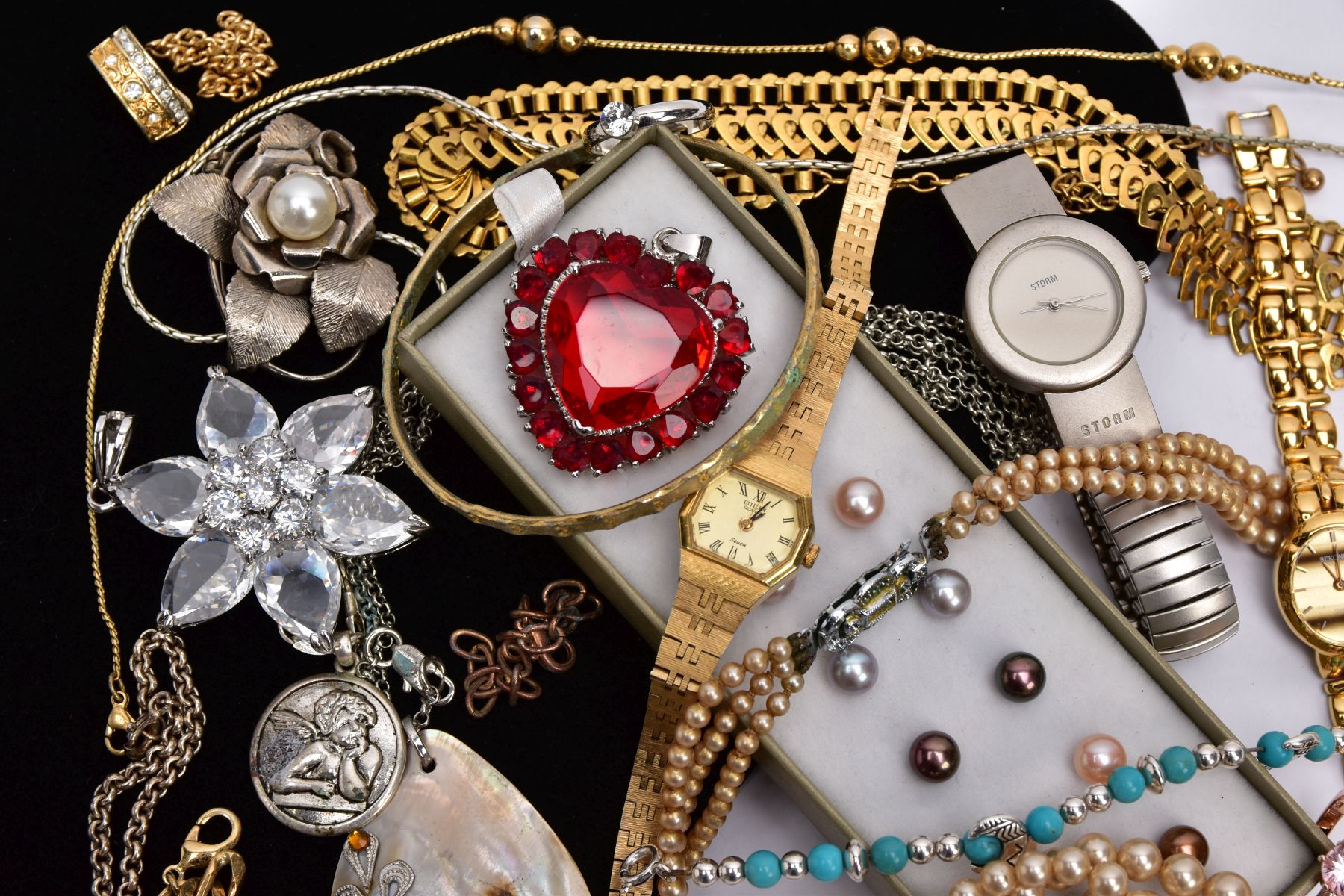 A BAG OF ASSORTED COSTUME JEWELLERY, to include three ladies wristwatches with names such as ' - Image 2 of 5