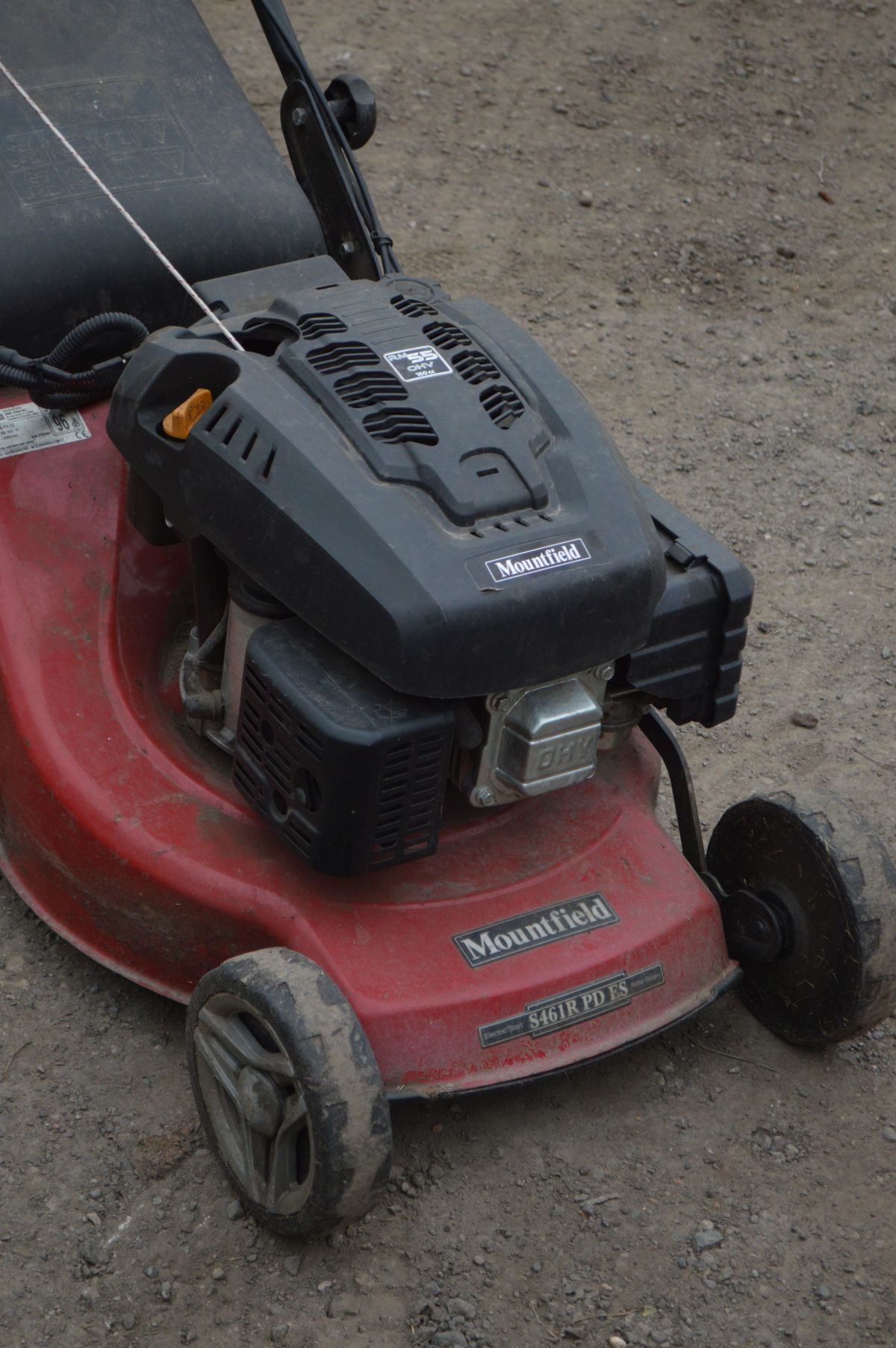 A MOUNTFIELD S461R PD ES PETROL SELF PROPELLED ROLLER LAWNMOWER, with battery key start, 160cc - Image 3 of 3
