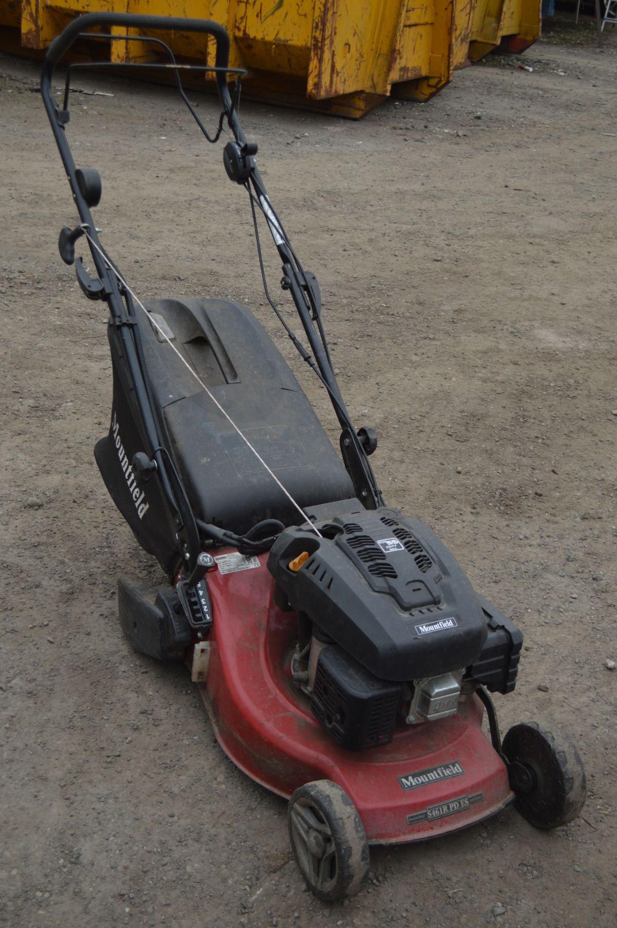 A MOUNTFIELD S461R PD ES PETROL SELF PROPELLED ROLLER LAWNMOWER, with battery key start, 160cc - Image 2 of 3