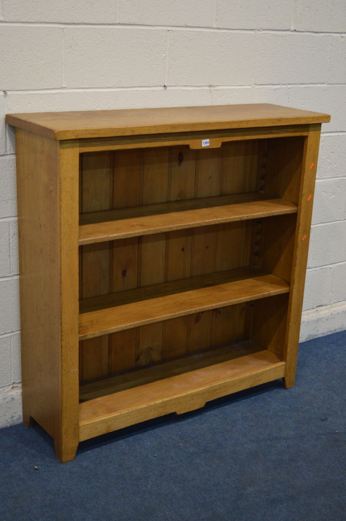 A GOLDEN OAK OPEN BOOKCASE, with two adjustable shelves, width 122cm x depth 38cm x height 122cm - Image 2 of 2