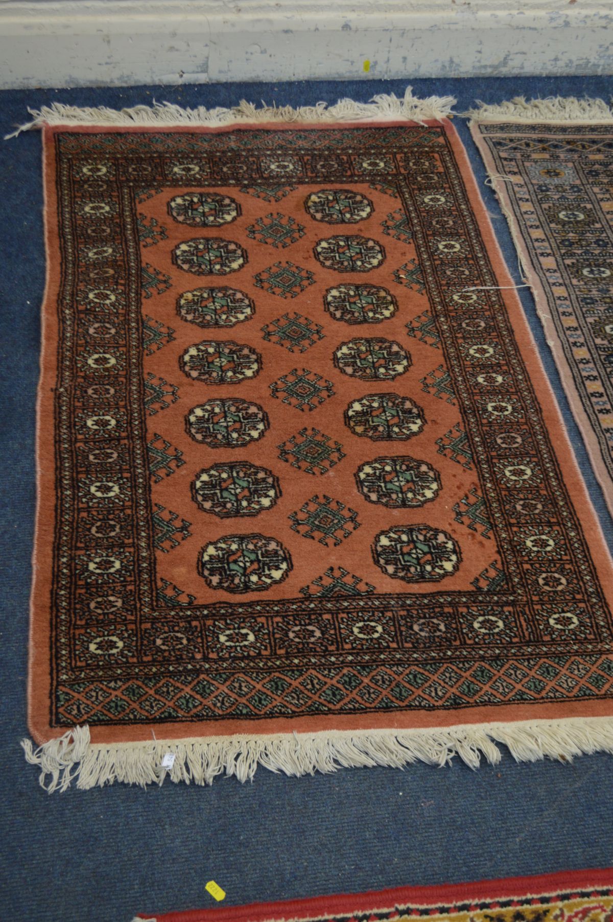 FIVE VARIOUS SIZED TEKKE RUGS, largest rug size 150cm x 99cm, and another rug (6) - Image 4 of 5