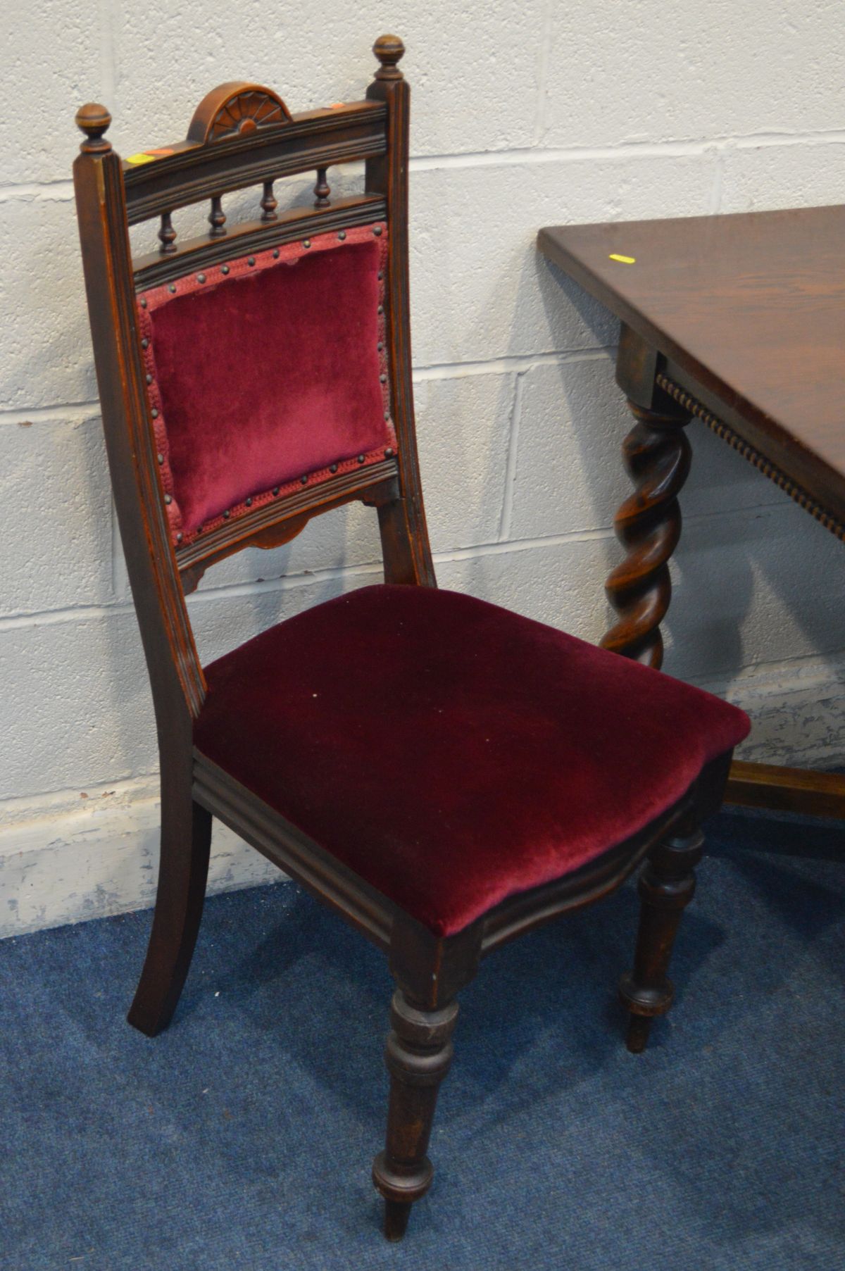 AN OAK BARLEY TWIST DINING TABLE, on a cross stretchered base, length 137cm x depth 91cm x height - Image 2 of 3