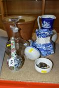 A SMALL GROUP OF CERAMICS AND GLASSWARE, to include a 19th Century Chinese famille rose, blue and