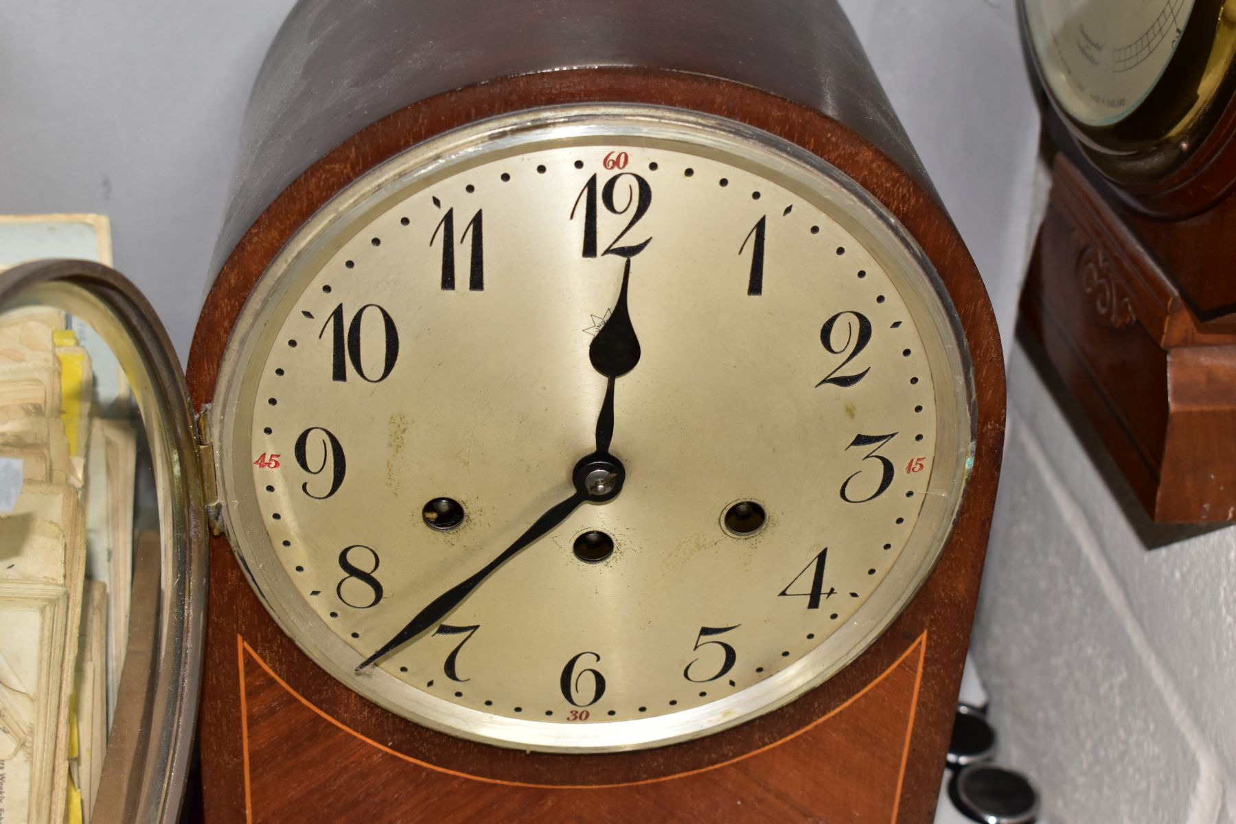 AN EARLY 20TH CENTURY JUNGHENS MAHOGANY STAINED WALNUT AND SATINWOOD STRUNG DOME TOP MANTEL CLOCK, - Image 5 of 5