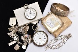 A SELECTION OF SILVER AND WHITE METAL ITEMS, to include a bangle designed with an engraved floral