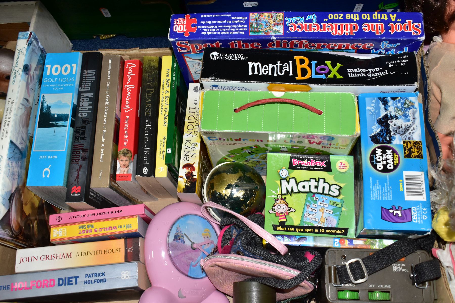 FIVE BOXES OF GAMES, CERAMICS, METALWARE, A QUANTITY OF DOLLS AND SOFT TOYS, to include Ceccon vinyl - Bild 4 aus 12