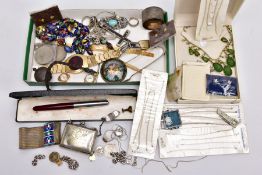 A BOX OF ASSORTED ITEMS, to include a metal sovereign case, a burgundy and silver lidded 'Parker'