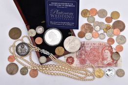 A BAG OF ASSORTED COINAGE AND IMITATION PEARL STRAND NECKLACE, to include a boxed Queen Elizabeth