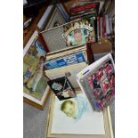 VARIOUS RECORDS, BOOKS, MAGAZINES AND PICTURES etc, to include a quantity of later pressed Elvis
