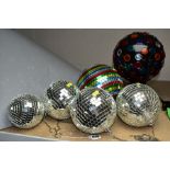 FIVE MIRRORED DISCO BALLS OF VARIOUS SIZES, smallest height 13cm and tallest height 19cm, all with