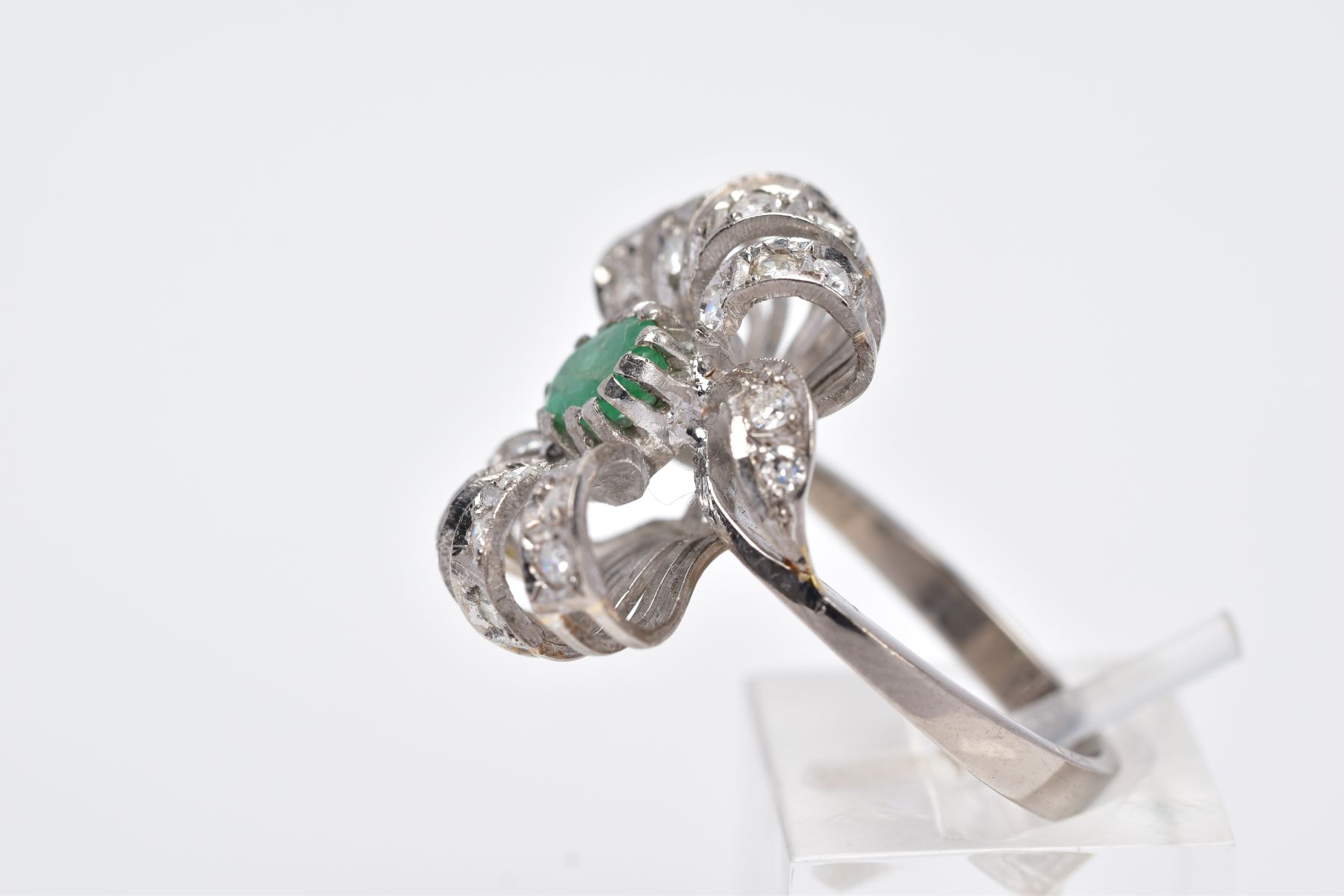 A WHITE METAL EMERALD AND DIAMOND RING, set with a central oval cut emerald (internal fracture - Image 3 of 10