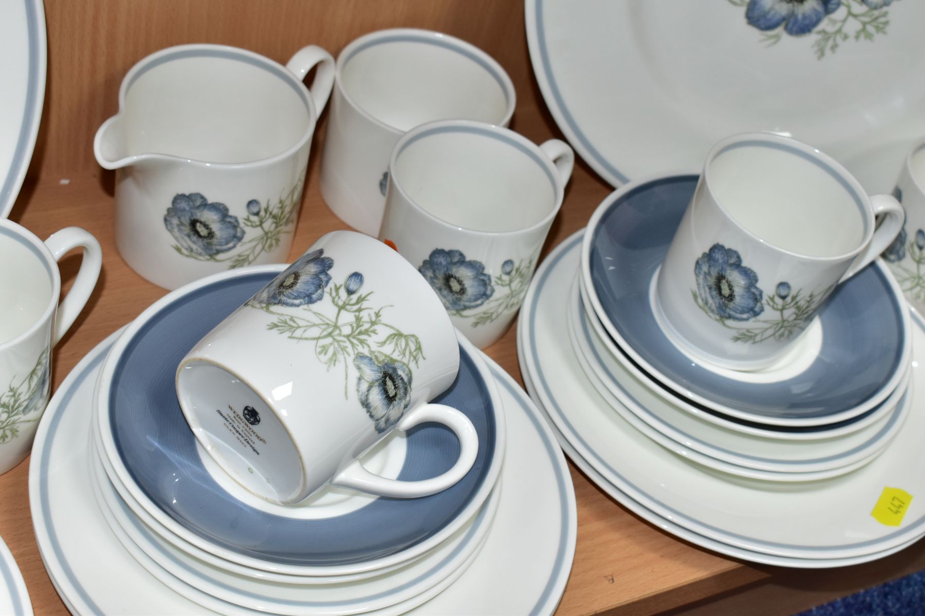 SUSIE COOPER DESIGN FOR WEDGWOOD, 'GLEN MIST' TEASET, comprising two 27.5cm plates, six 20cm plates, - Image 6 of 7