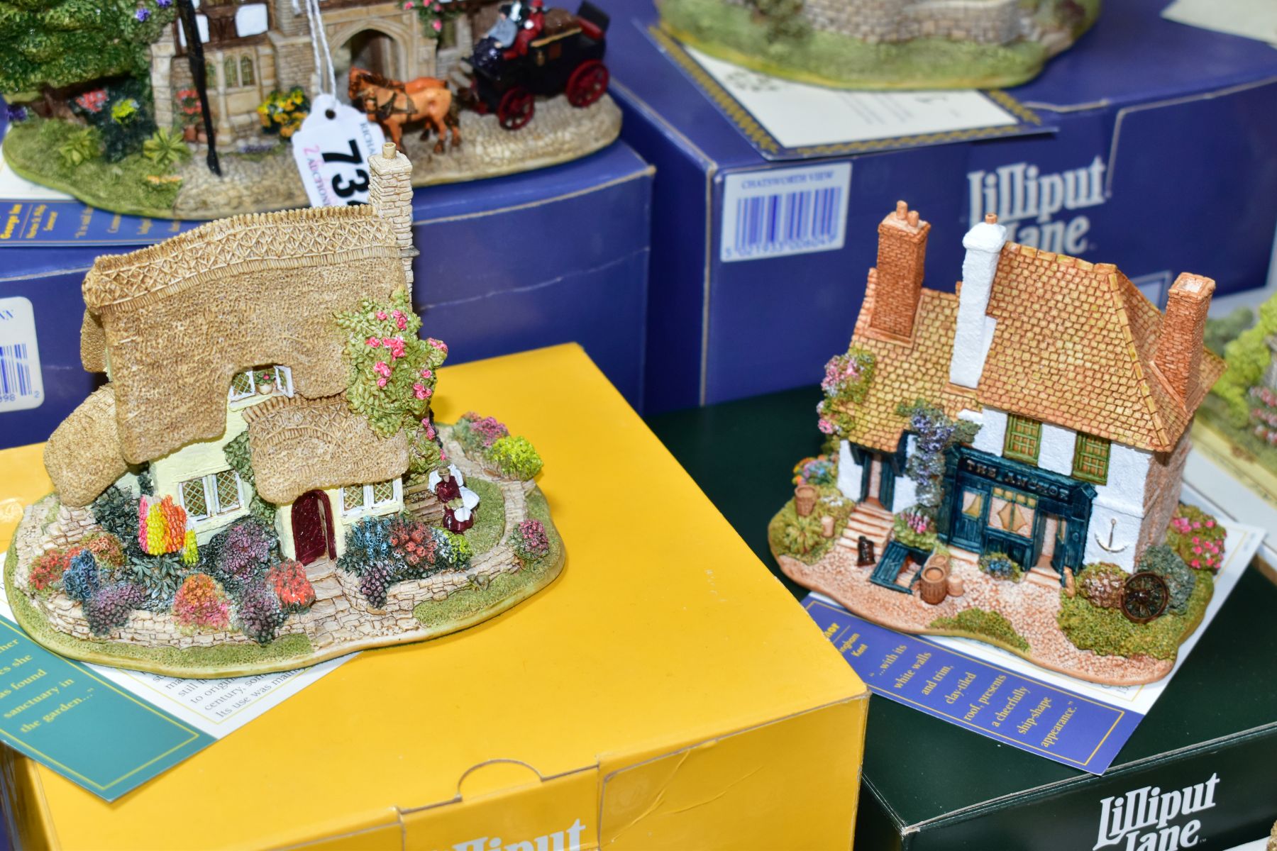 TWENTY THREE BOXED LILLIPUT LANE SCULPTURES FROM THE BRITISH AND NORTH COLLECTIONS, all with - Bild 4 aus 13