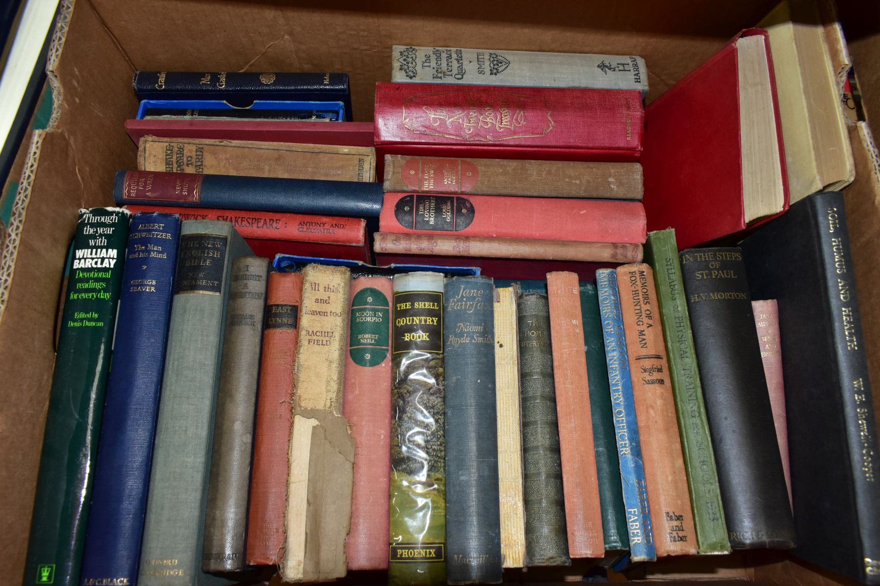 BOOKS, six boxes containing approximately two hundred hardback and paperback titles including ' - Image 4 of 10