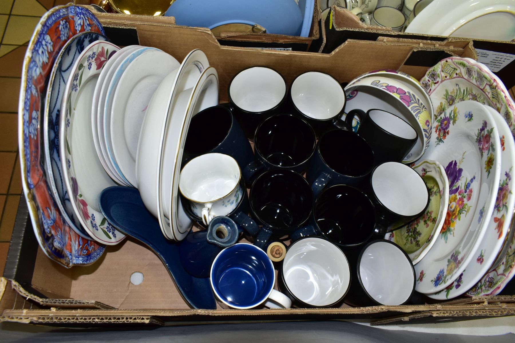 THREE BOXES OF WEDGWOOD PALE BLUE JASPERWARE, ROYAL WORCESTER 'BALMORAL' PLATES AND OTHER ASSORTED - Image 2 of 8