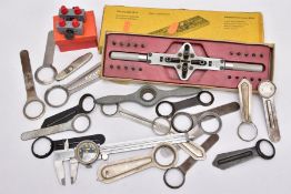 A SELECTION OF CASE BACK KEYS AND TOOLS, to include a 'Rolex' oyster case key 22.5mm/26.5mm, a