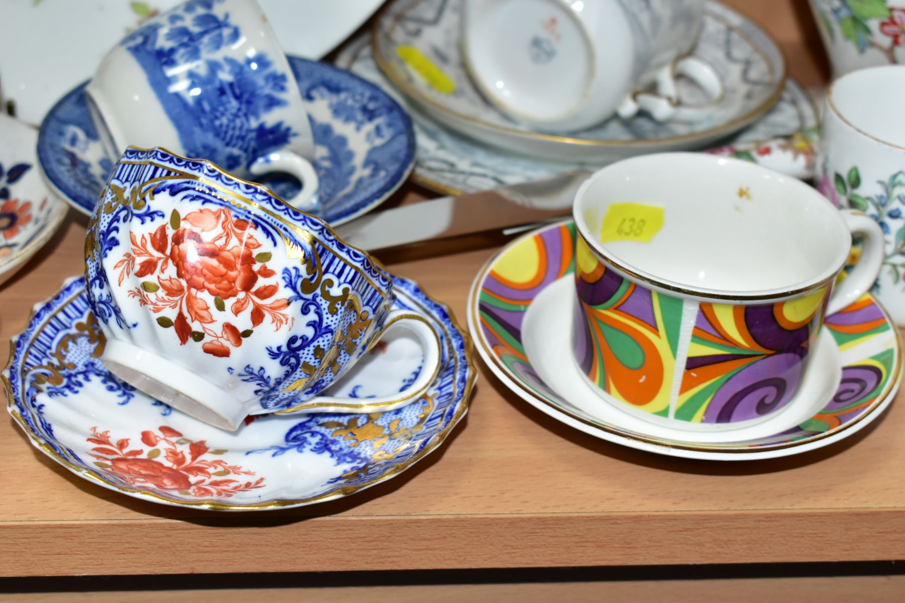 A GROUP OF CERAMICS, to include various cabinet cups and saucers (Dresden, Copeland China, - Image 9 of 16