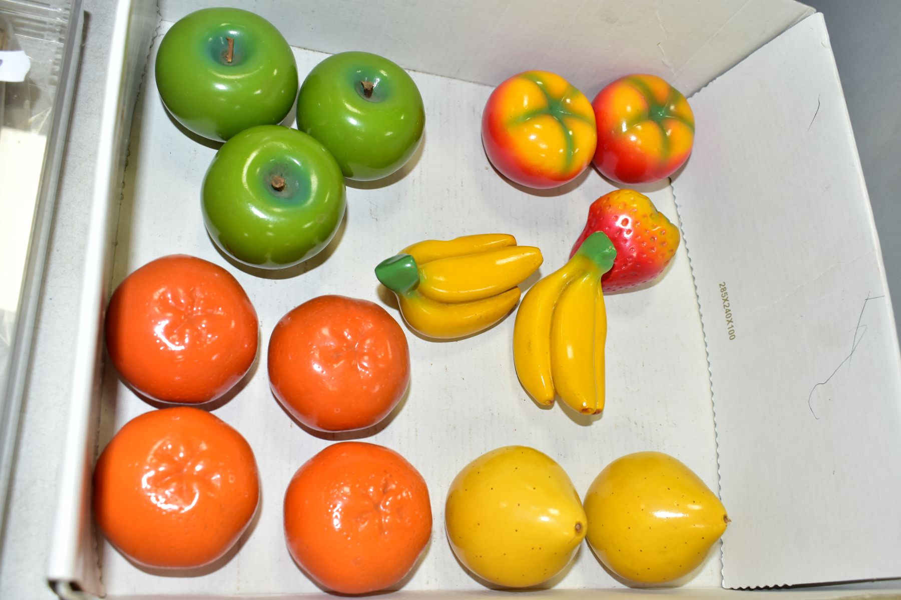 A BOX OF NOVELTY PENCIL SHARPENERS IN THE FORM OF FRUIT, the painted plaster fruit modelled as - Image 3 of 6