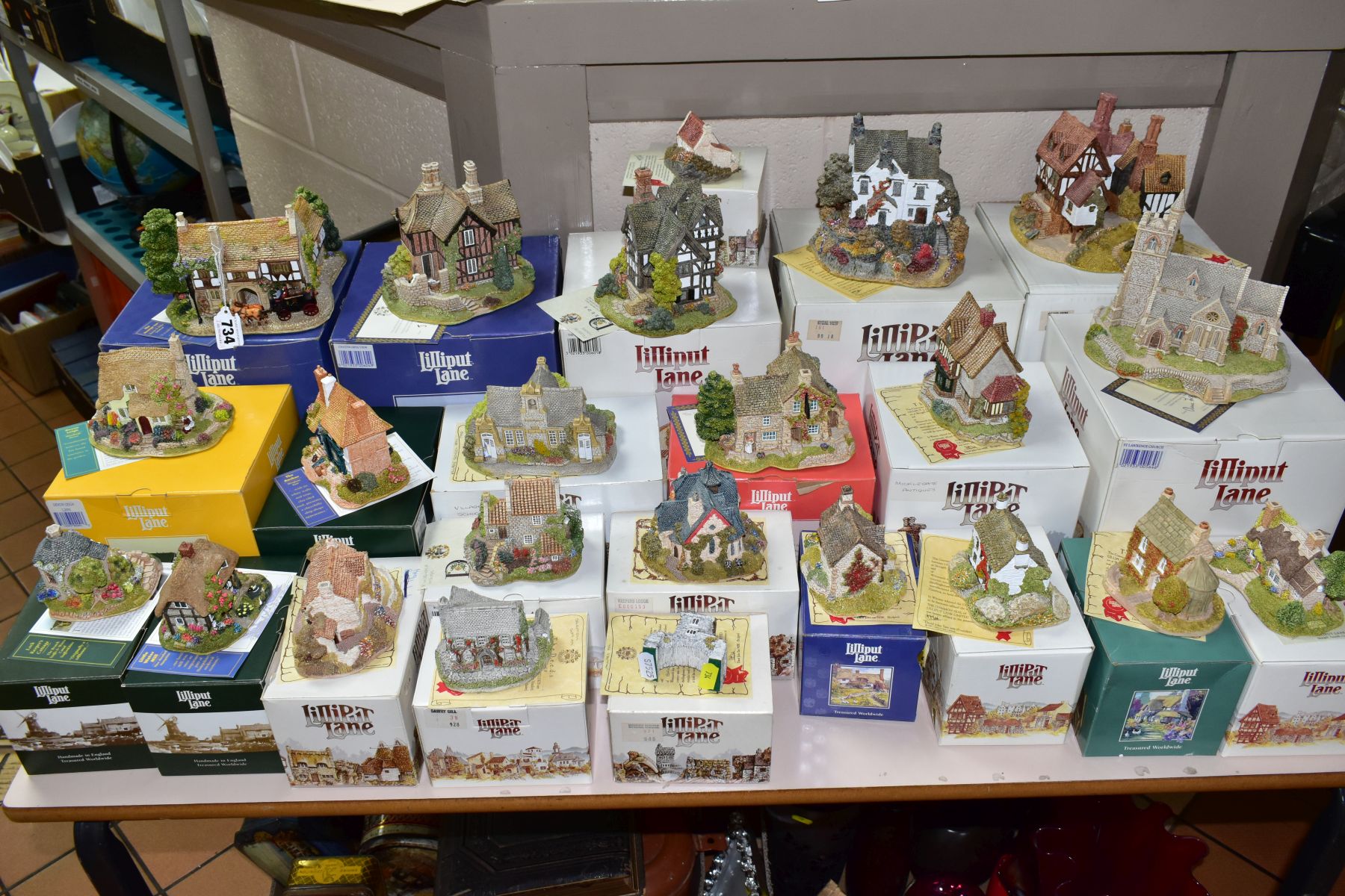 TWENTY THREE BOXED LILLIPUT LANE SCULPTURES FROM THE BRITISH AND NORTH COLLECTIONS, all with