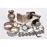 A SELECTION OF SILVER AND WHITE METAL ITEMS, to include a silver cigarette case of an engine turn