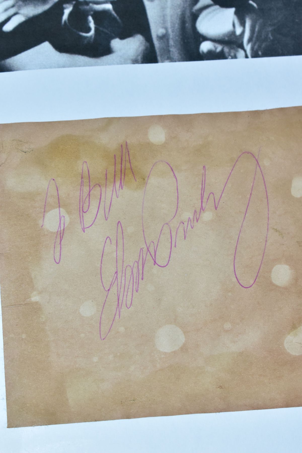 ELVIS PRESLEY AUTOGRAPH, an Elvis Presley Signature signed 'Best Wishes Elvis Presley' in red ink on - Image 2 of 3