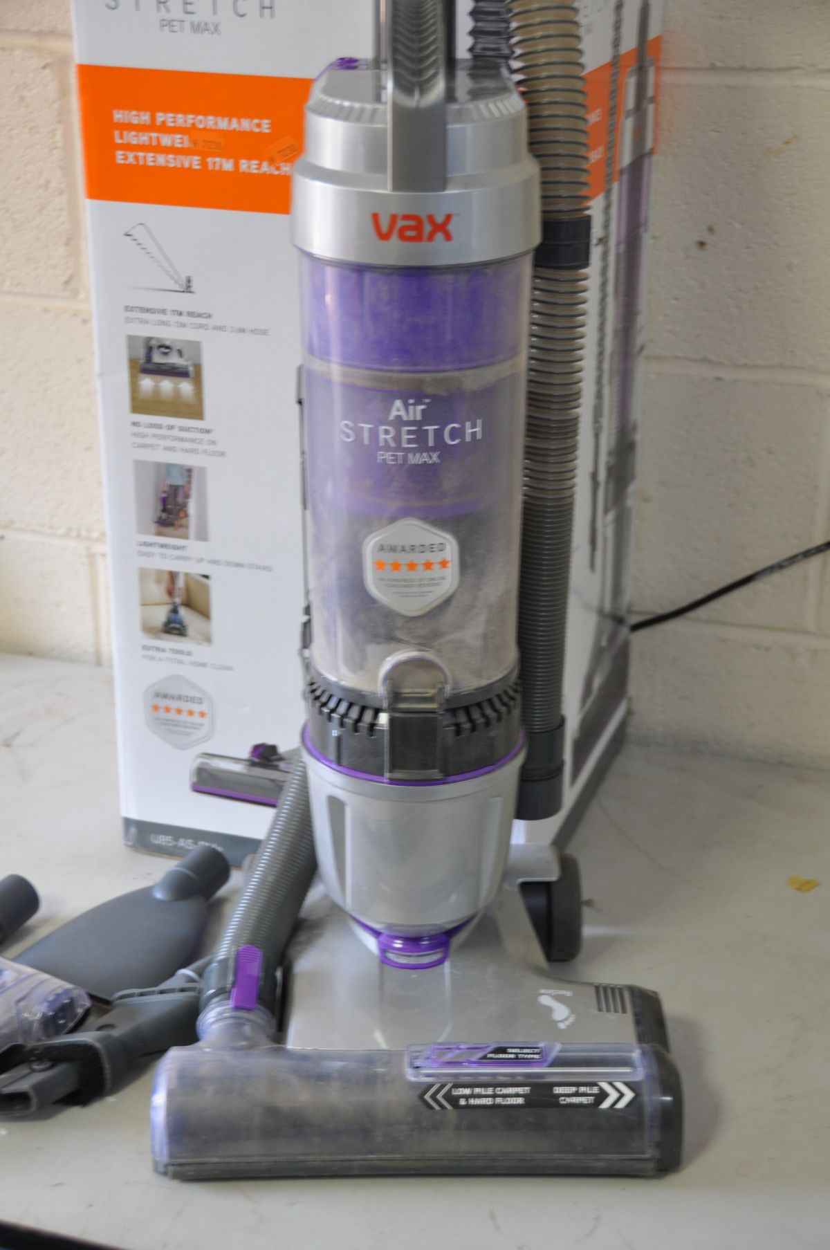 A VAX AIR STRETCH PET MAX VACUUM with four attachments (PAT pass and working) - Image 2 of 2