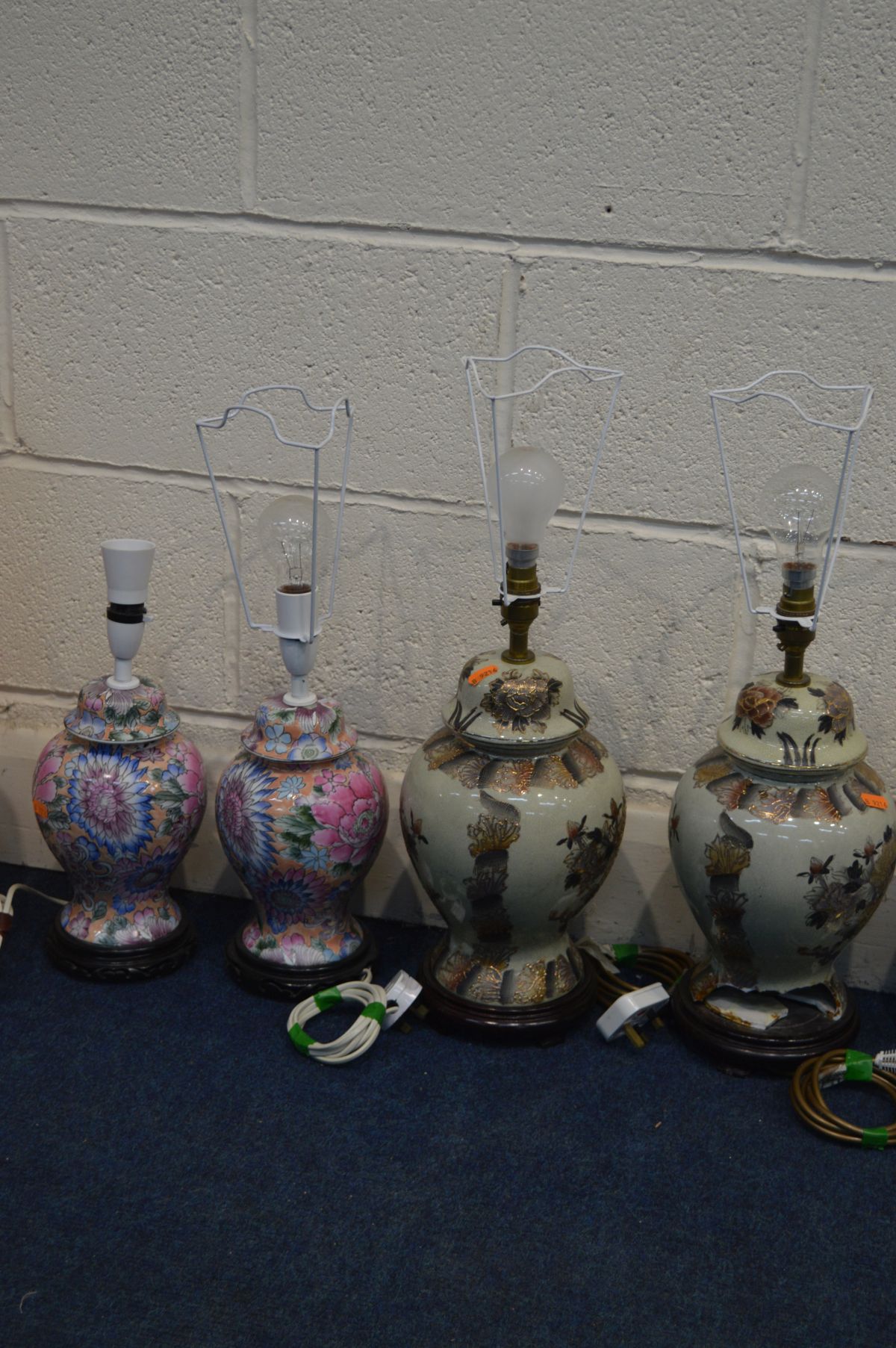 THREE PAIRS OF CERMAIC ORIENTAL STYLE TABLE LAMPS, another similar table lamp, all with shades ( - Image 4 of 6