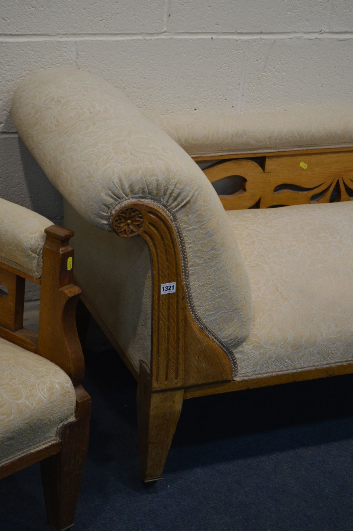 AN EARLY 20TH CENTURY GOLDEN OAK THREE PIECE SUITE PARLOUR SUITE, with foliate upholstery, - Image 10 of 10