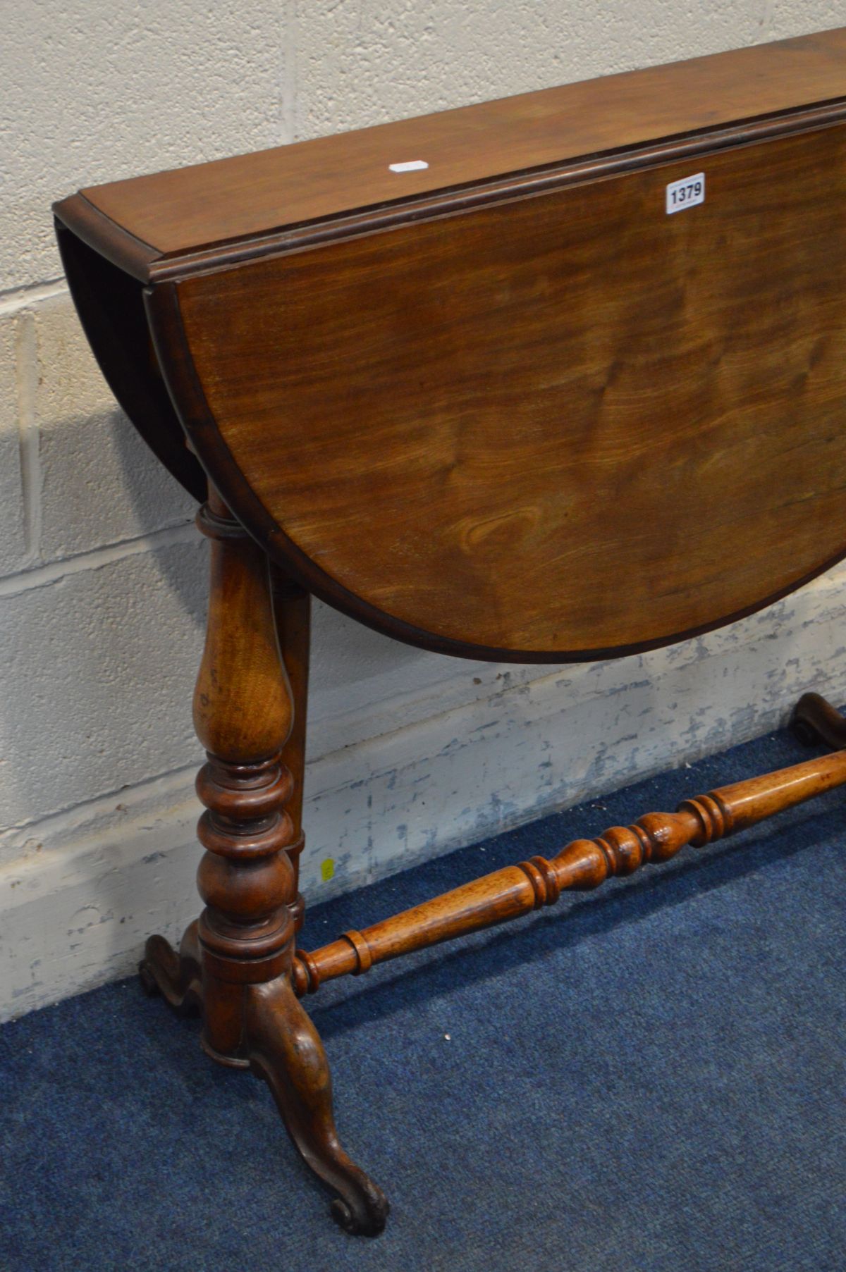A VICTORIAN WALNUT OVAL CIRCULAR TOPPED SUTHERLAND TABLE, on turned supports to twin scrolled legs - Image 2 of 3