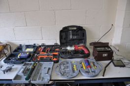 A TRAY CONTAINING POWER AND HAND TOOLS including a CK 7000 7PDA electric drill, an unbranded