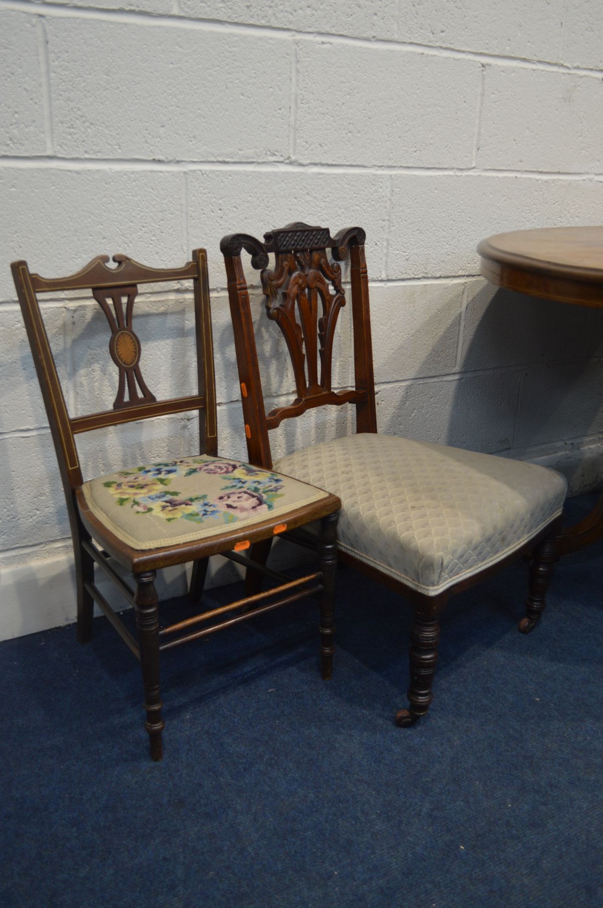 A LATE VICTORIAN WALNUT AND INLAID OVAL LOO TABLE, length 135cm x depth 97cm x height 73cm and - Image 4 of 5