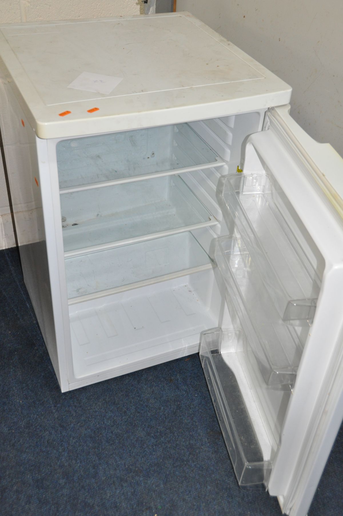 A CANDY UNDER COUNTER FRIDGE 55cm wide (PAT pass and working at 2 degrees) one foot missing - Image 2 of 2