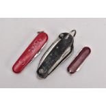 THREE POCKET KNIVES, to include a multi-purpose 'Queen Elizabeth II' pocket knife, a small red