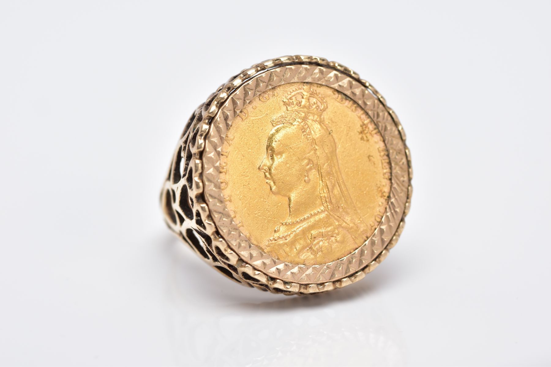 A MOUNTED VICTORIAN FULL SOVEREIGN RING, the full sovereign dated 1890, obverse depicting Queen - Image 4 of 6