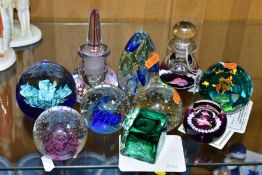 A GROUP OF GLASS SCENT BOTTLES AND PAPERWEIGHTS, to include Caithness 'Fuchsia' perfume bottle,