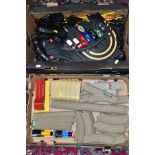A QUANTITY OF UNBOXED AND ASSORTED HORNBY MICRO SCALEXTRIC, to include assorted cars, track,