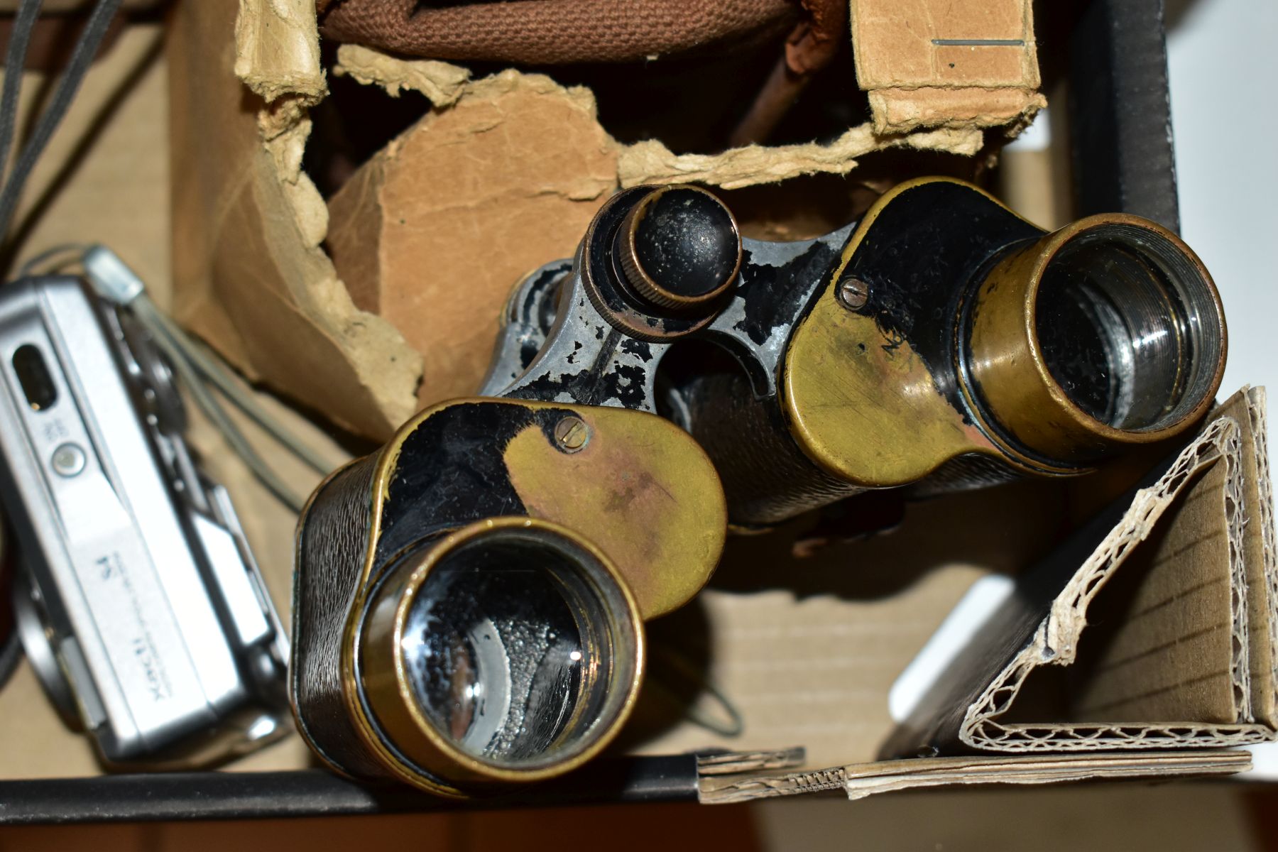 A BOX OF CAMERAS AND BINOCULARS, to include a Rolleicord Compur camera in leather case, an Ensign - Image 3 of 5