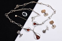 A SILVER AMBER NECKLACE, SILVER CUFFLINKS, STICK PIN, CUFFLINKS, ETC, the silver necklet designed