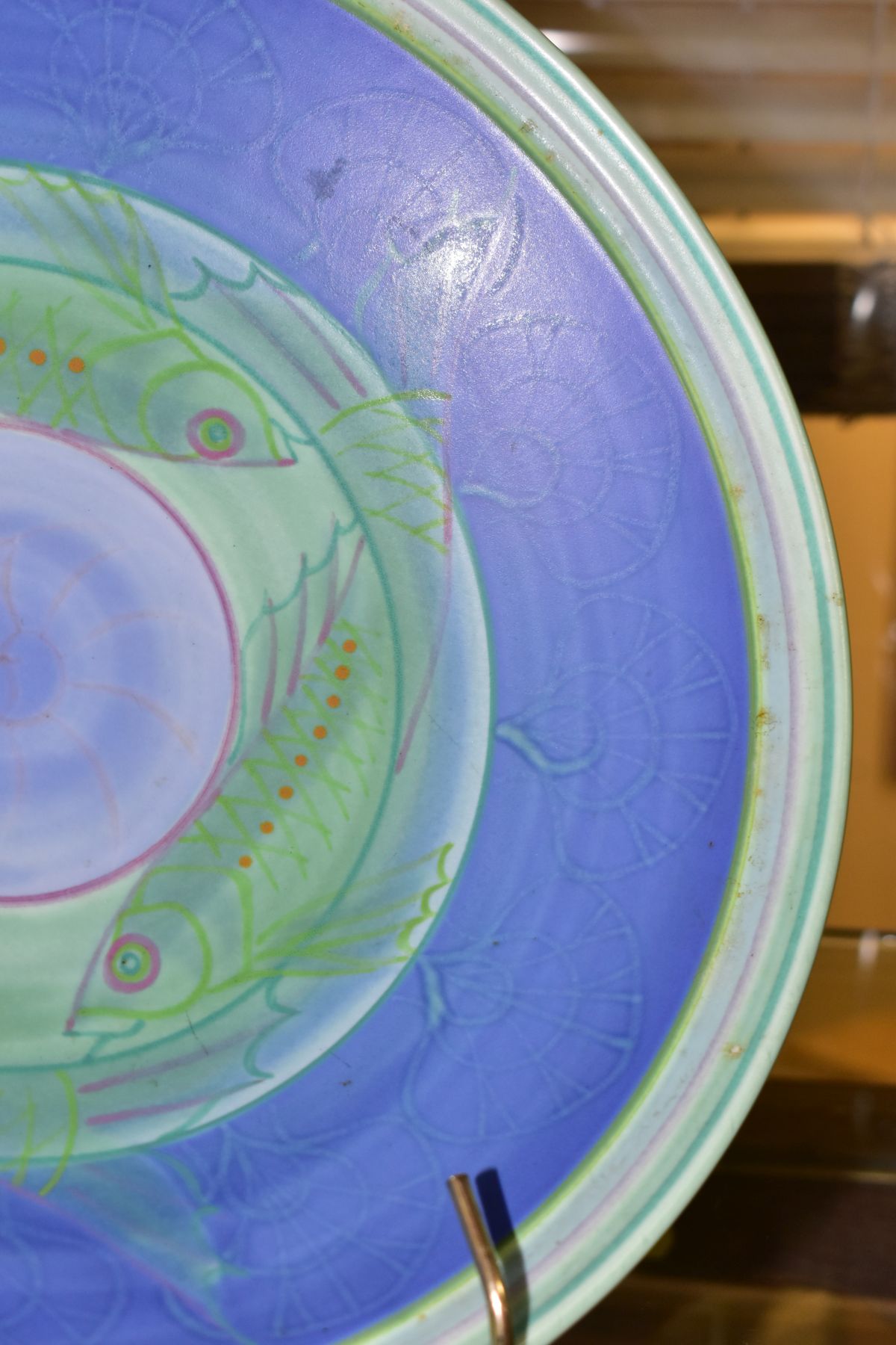 A POOLE STUDIO SALLY TUFFIN FISH PEDESTAL BOWL, hand painted with bands of blue and green with - Image 3 of 5