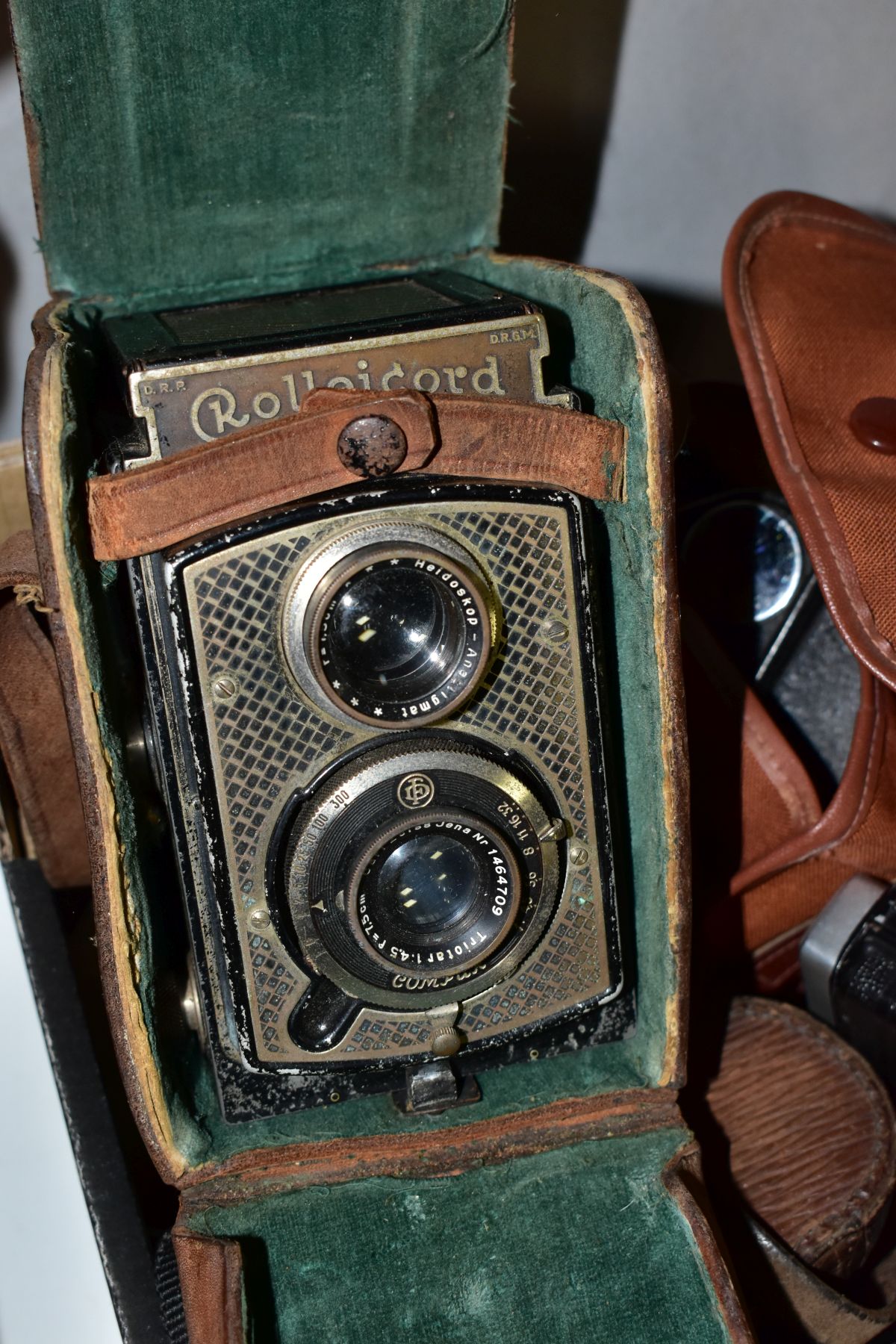 A BOX OF CAMERAS AND BINOCULARS, to include a Rolleicord Compur camera in leather case, an Ensign - Image 5 of 5