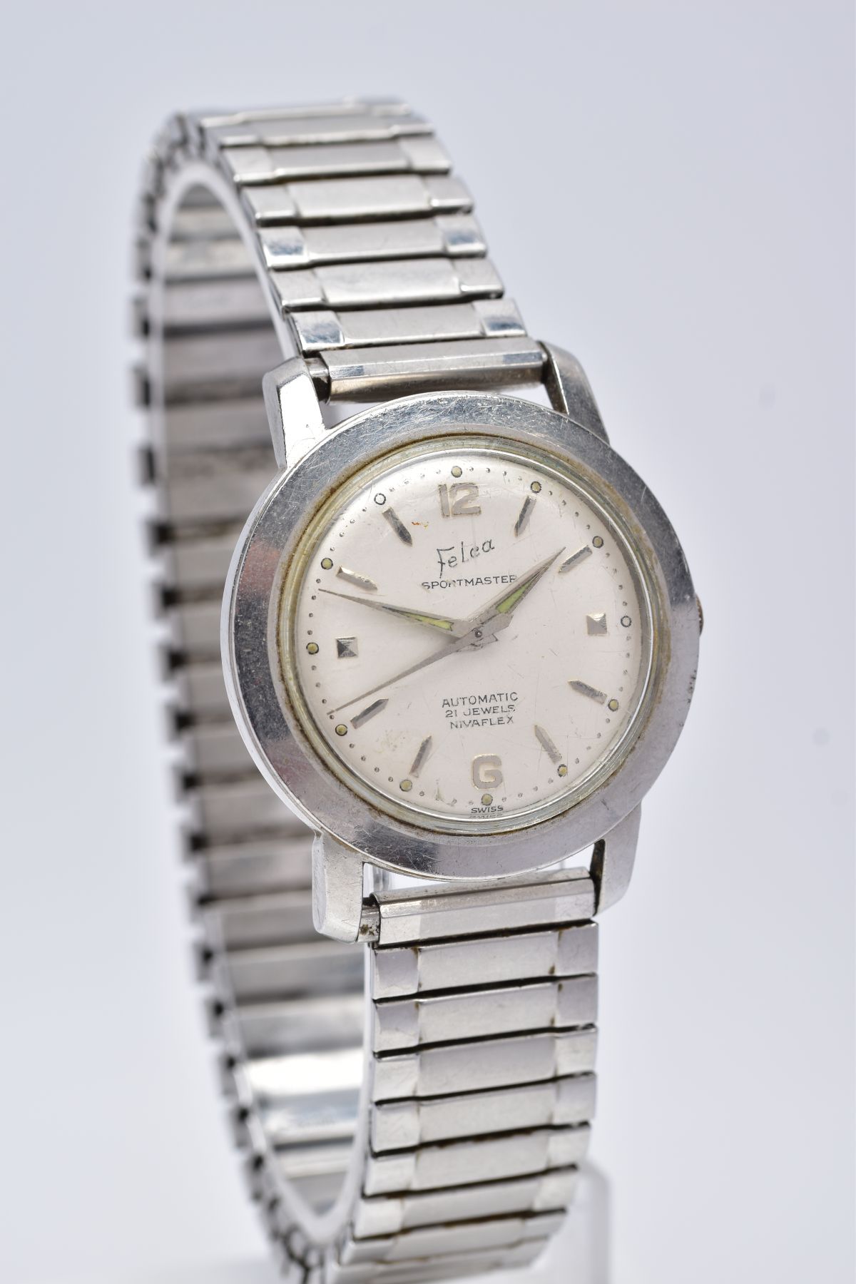 A GENTS 'FELCA SPORTSMASTER' WRISTWATCH, round silver dial signed 'Felca Sports master, - Image 2 of 5