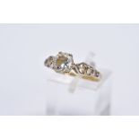 A 9CT GOLD CUBIC ZIRCONIA DRESS RING, ring size N, hallmarked 9ct gold, approximate gross weight 2.9