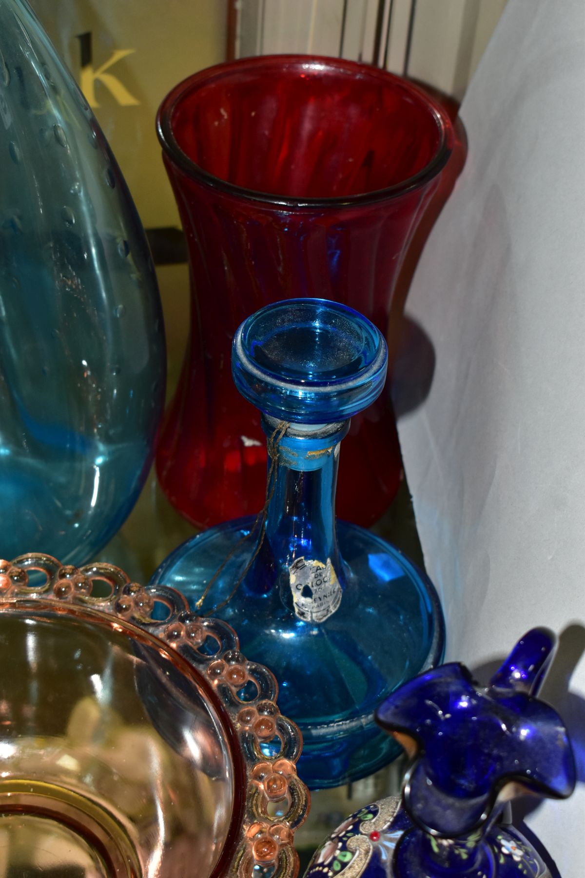 TEN PIECES OF COLOURED GLASSWARE including a blue glass vase of triform shape, with bubble - Image 4 of 10
