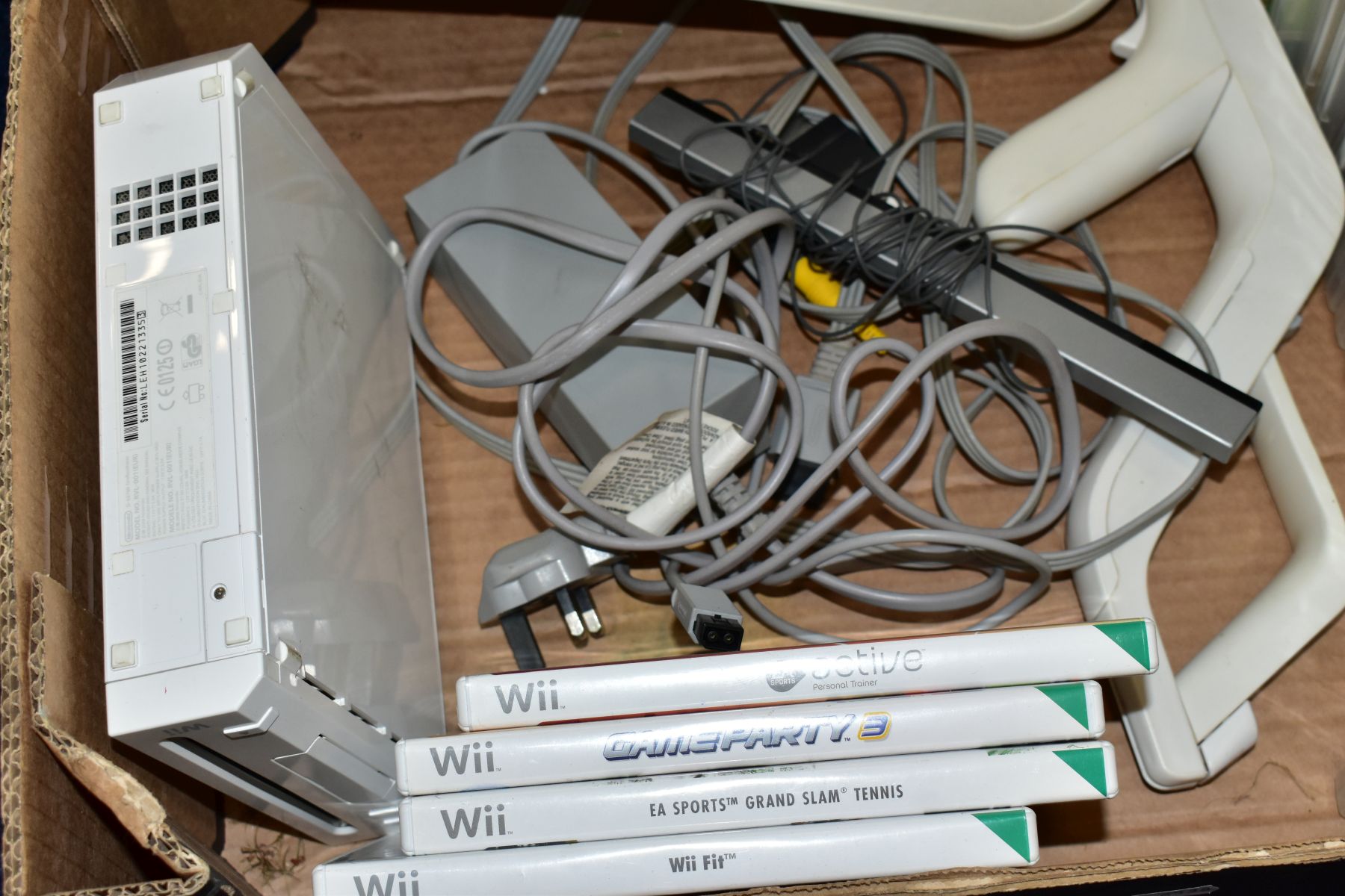 A BOX OF GAMING ITEMS, to include Wii console and Wii fit board and game, various other games ( - Image 3 of 4